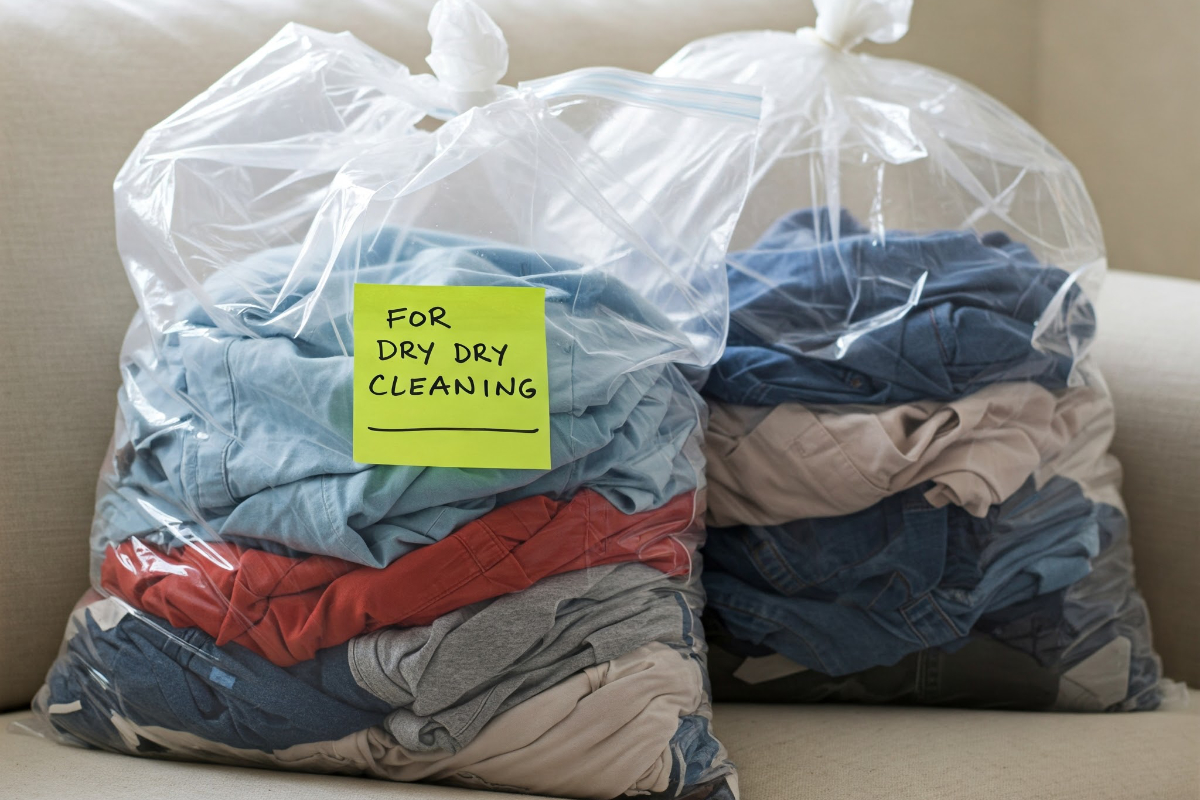 Dry Cleaning And Laundry Bags 1200X800